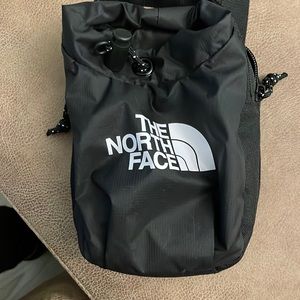 North face cross body bag